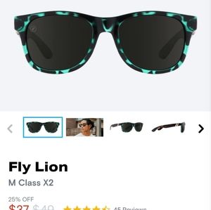 2 pairs of Blenders Sunglasses